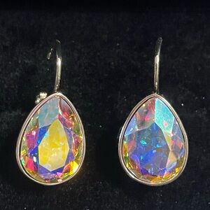 Gorgeous Austrian Crystal Lever-back Drop Earrings